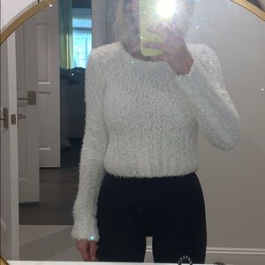 White forever21 sweater